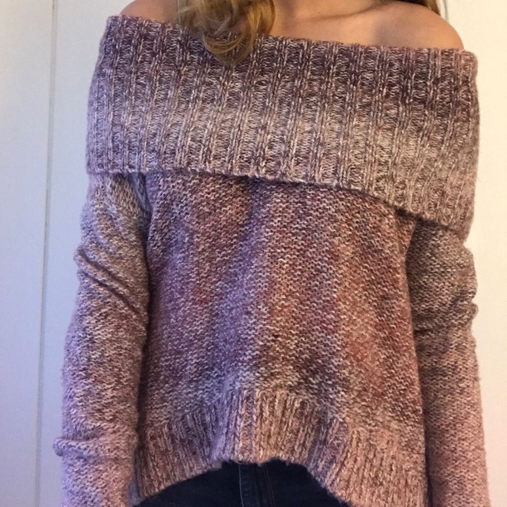 American Eagle Sweater